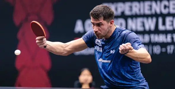 Bild: Er hat es schon wieder getan: Patrick Franziska besiegte in Singapur Ma Long. (©WTT)